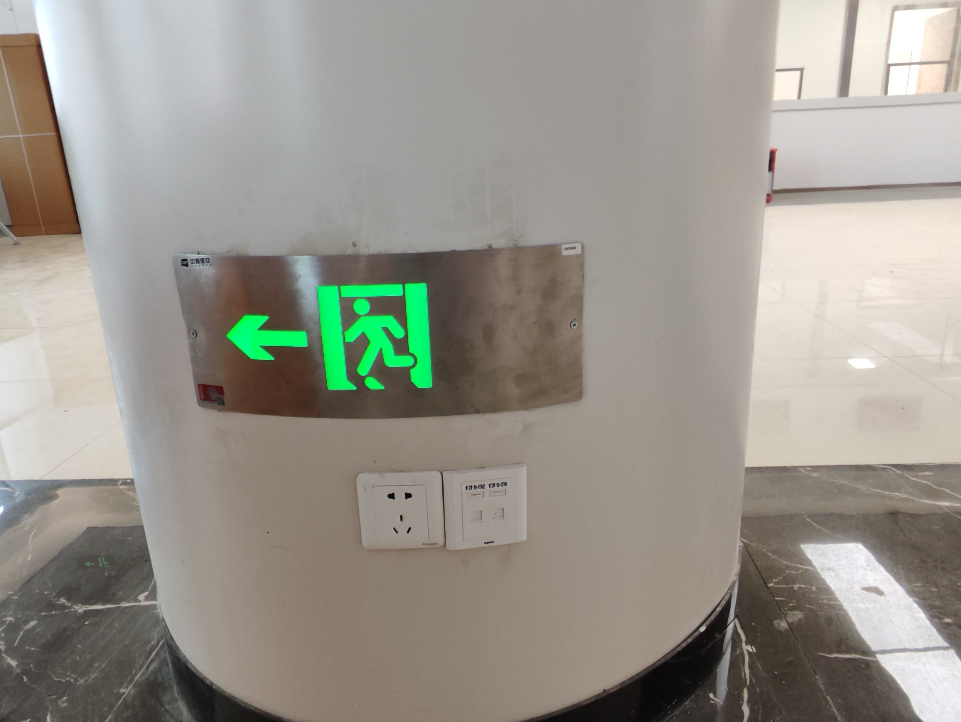 智能疏散系統(tǒng)能否實現(xiàn)跨區(qū)域、跨建筑的疏散聯(lián)動？